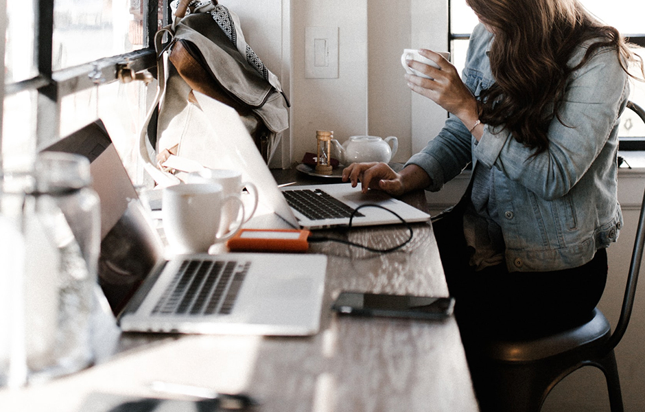 woman working in cafe